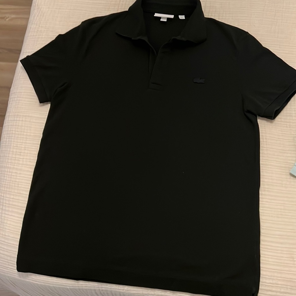 Men’s solid black Lacoste regular fit polo